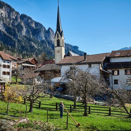 ホテル Landhus Almens エクステリア 写真